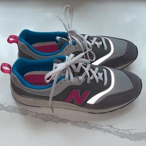 NWOT Men’s New Balance Sneakers